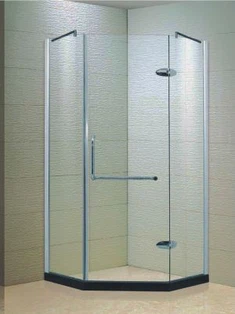 Hengslede diamantformede dusjskjermer